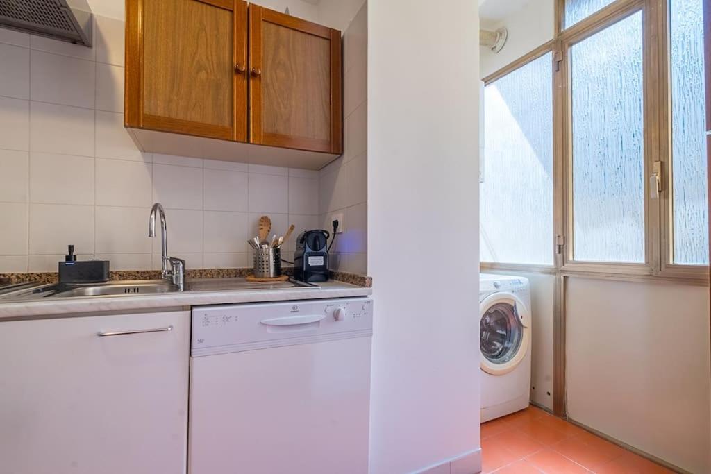Apartment Ht Bilo Colosseo With Terrace Rome
